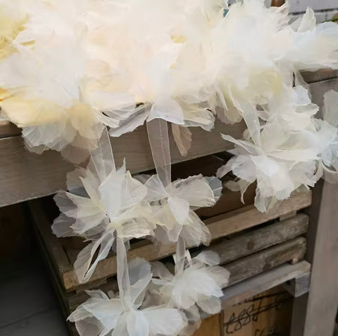 Flor Lilis en organza Ivory (metro)