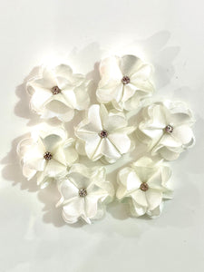 Flor 3D de Tela Satinada Ivory