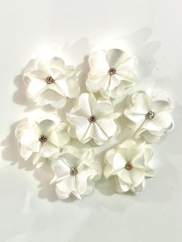 Flor 3D de Tela Satinada Ivory