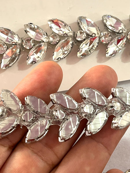 Cadena Hotfix Espiga base plata con cristal plata (90 cm)