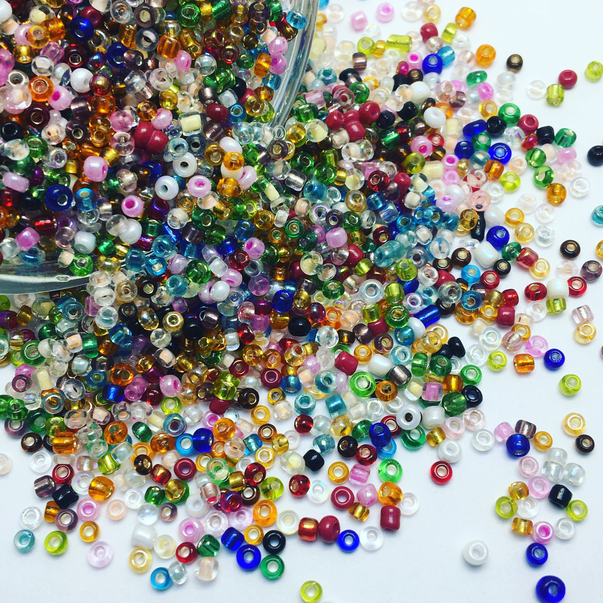 Chaquira 11/0 Mix Color c/32 gramos